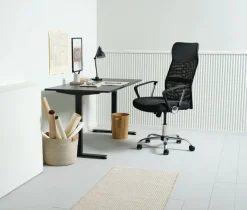 Biurko z regulacją wysokości SVANEKE 70x140 czarny