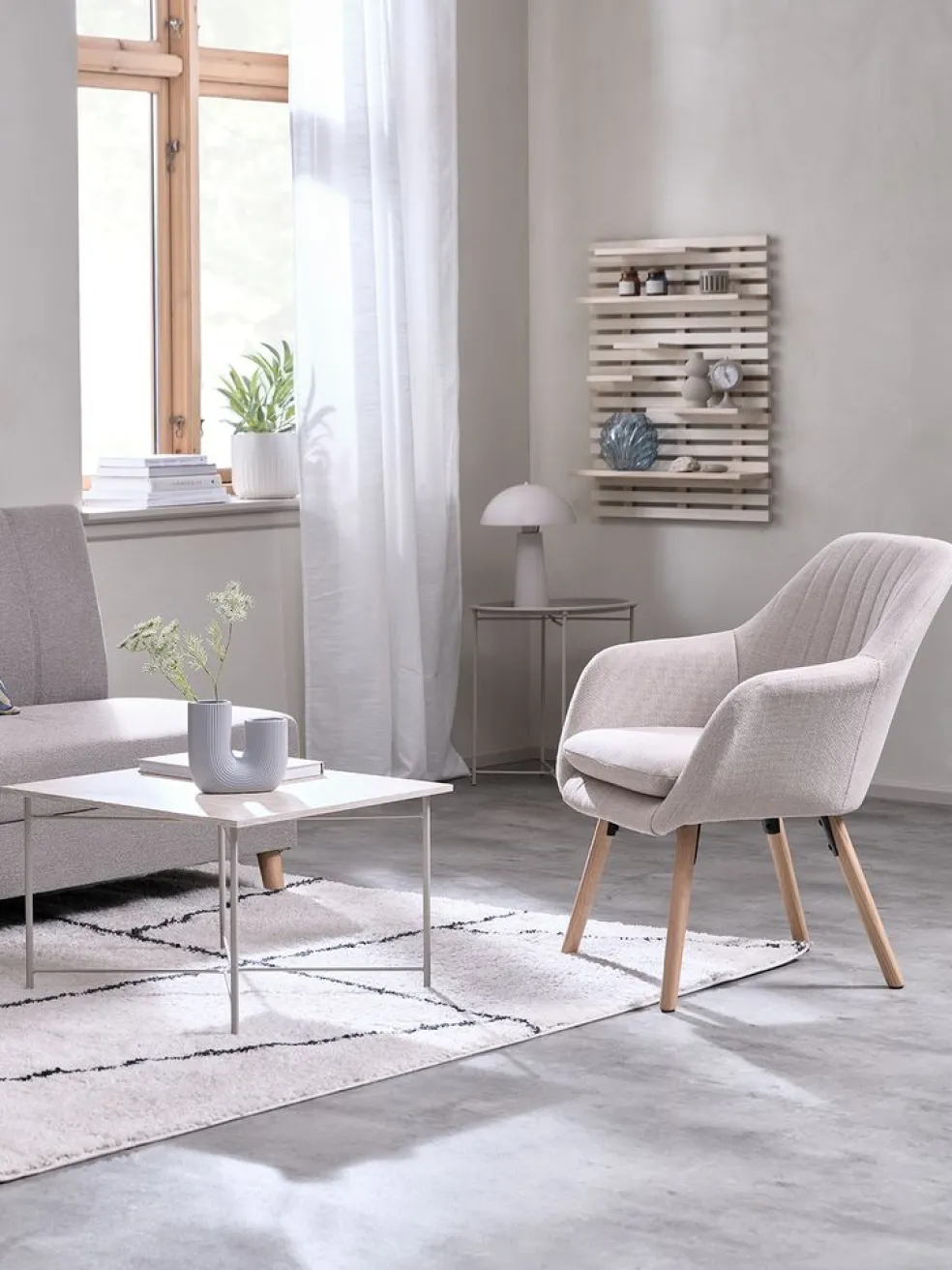 Fotel UDSBJERG tkanina beżowy/dąb