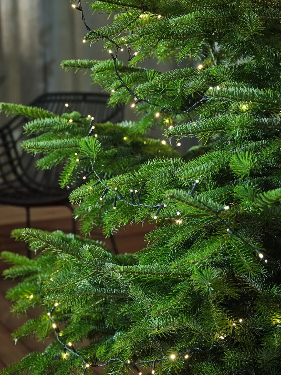 Lampki choinkowe LED SNOTRA D7495cm 1500 LED wyłącznik czas.