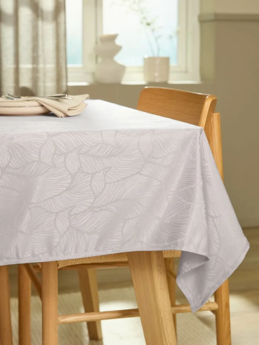 Obrus STILKEG 140x240 różowy