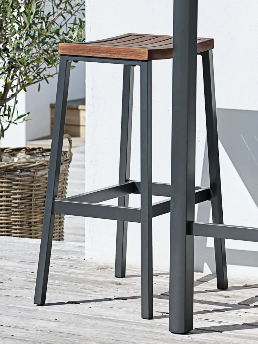 Taboret barowy HOVMARKEN drewno twarde