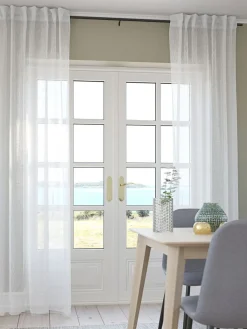 Zasłona UNNEN 1x140x300 przypomina jedwab biały